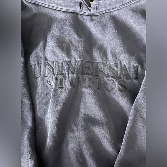 Vintage Universal Studios Navy Blue Sweatshirt - Picture 2 of 2